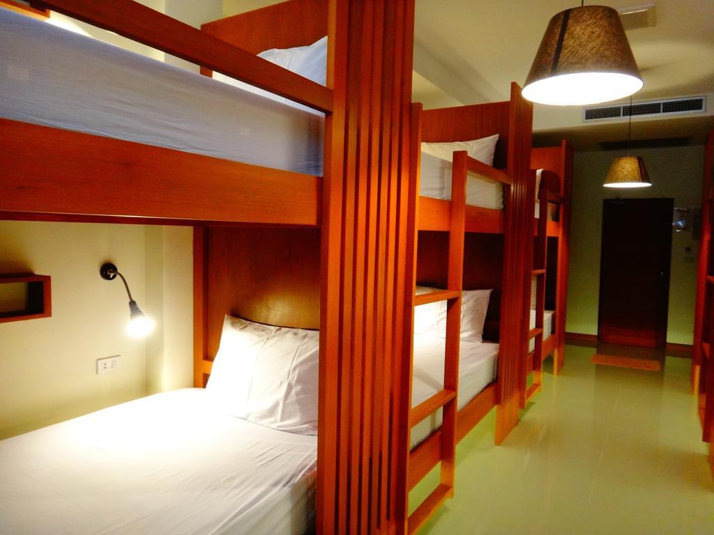 Phangan Pearl Hostel Haad Rin Room photo