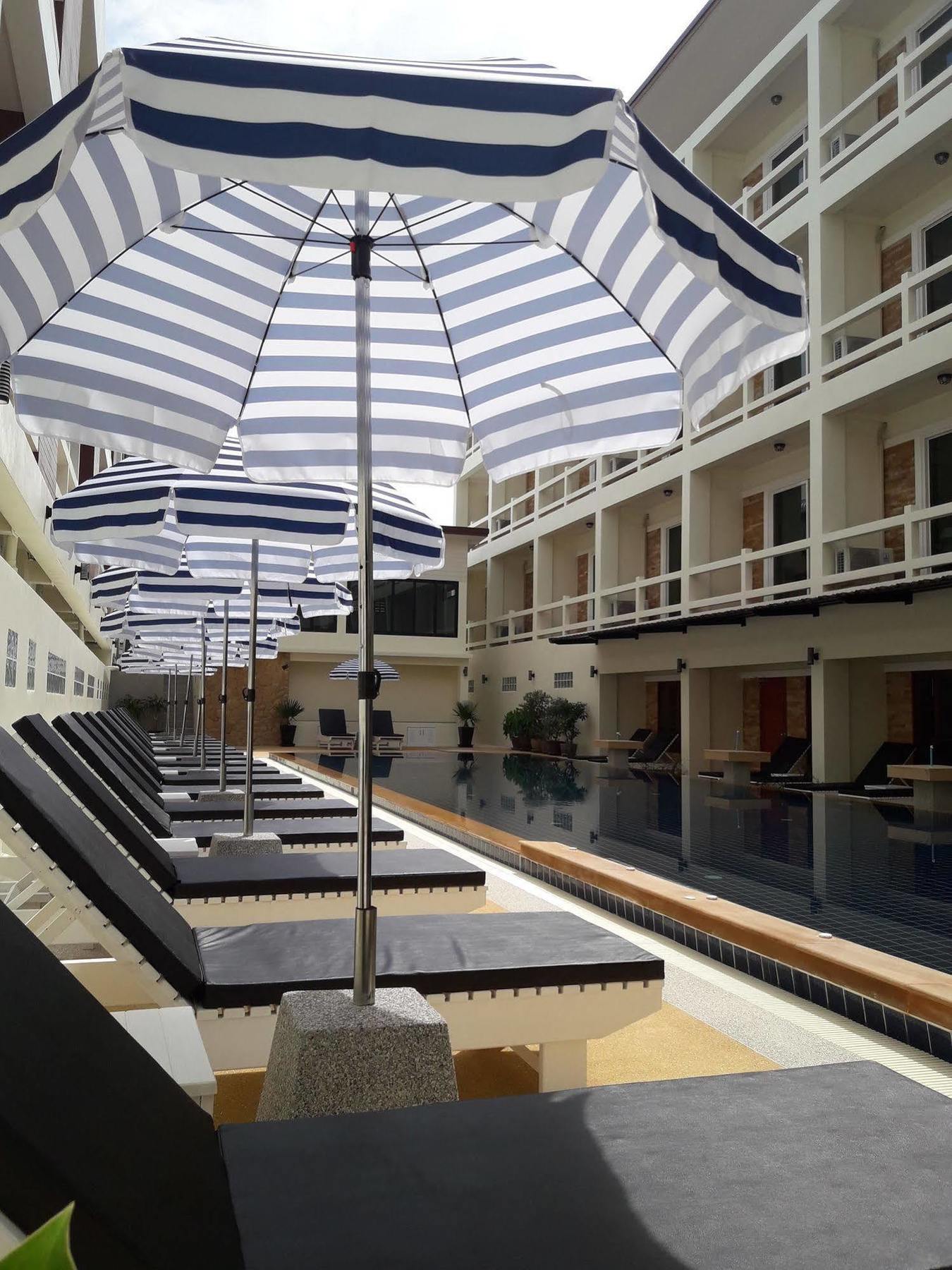 Phangan Pearl Hostel Haad Rin Exterior photo
