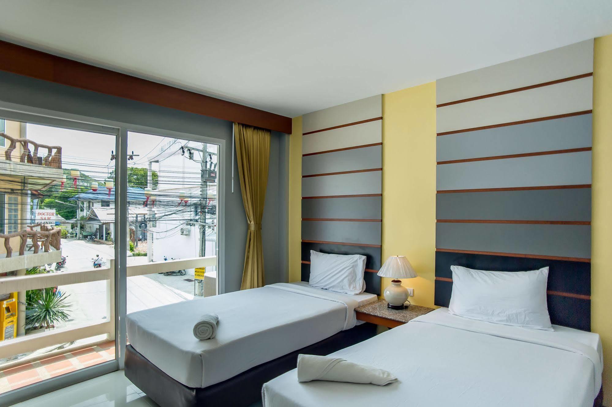 Phangan Pearl Hostel Haad Rin Exterior photo