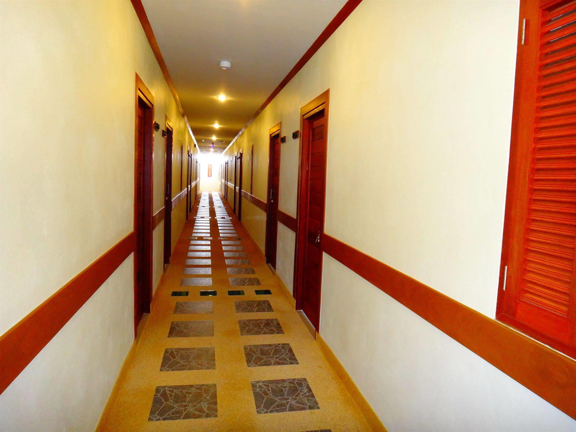 Phangan Pearl Hostel Haad Rin Exterior photo