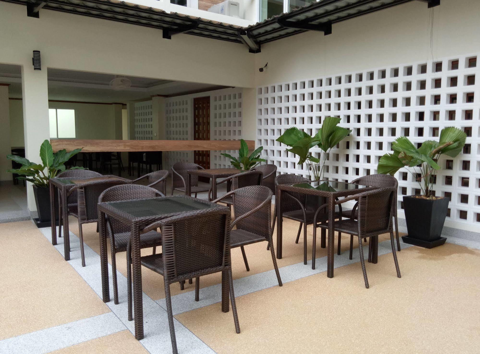 Phangan Pearl Hostel Haad Rin Exterior photo